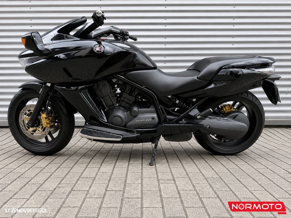 Honda DN-01 - 2