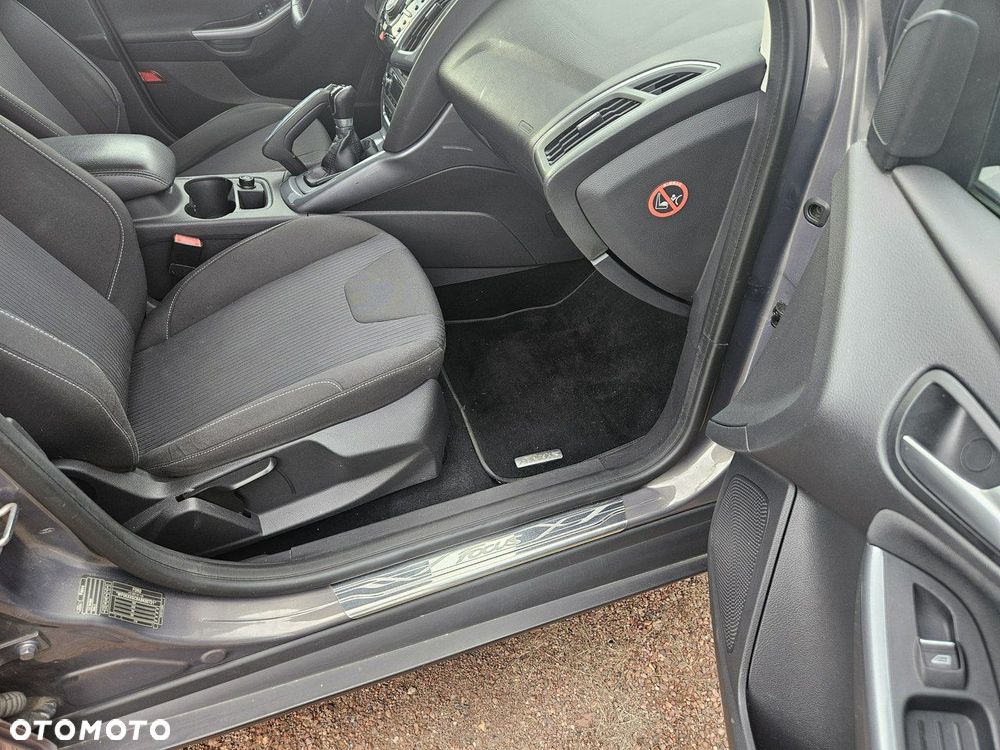 Ford Focus - 27