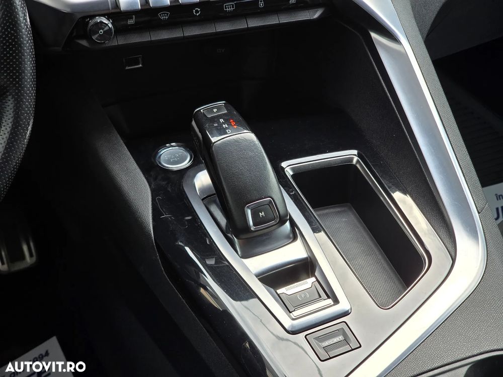 Peugeot 3008 BlueHDi 180 Stop & Start EAT6 GT - 32