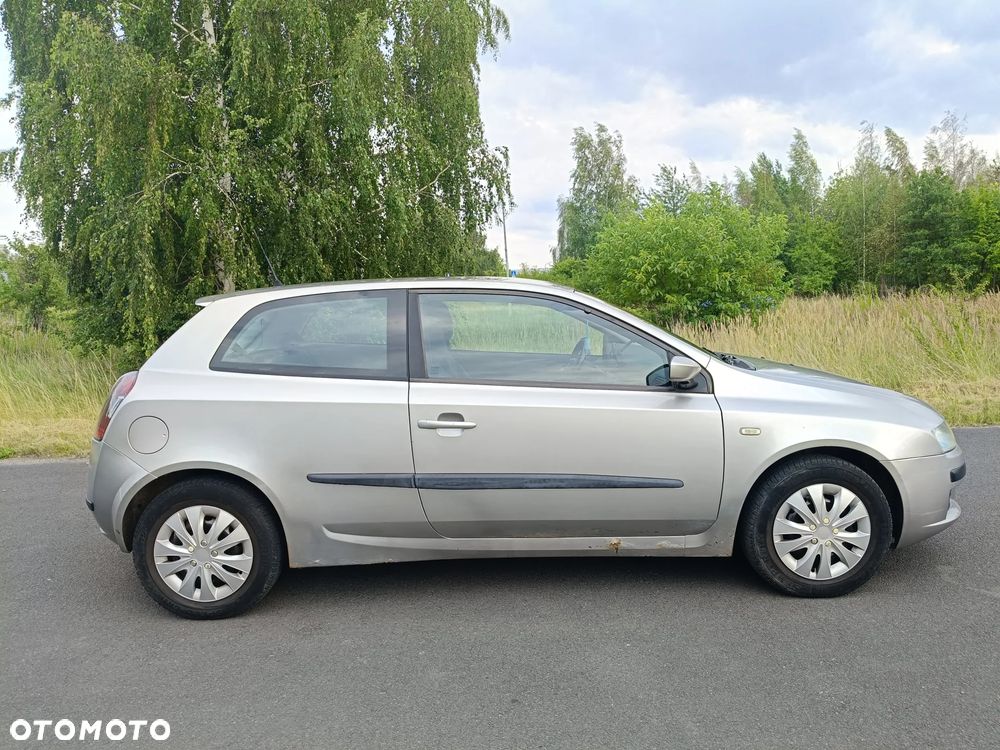 Fiat Stilo 1.8 16V Dynamic - 2