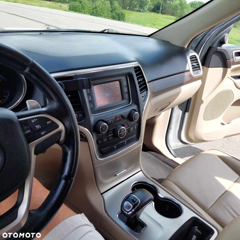 Jeep Grand Cherokee - 13