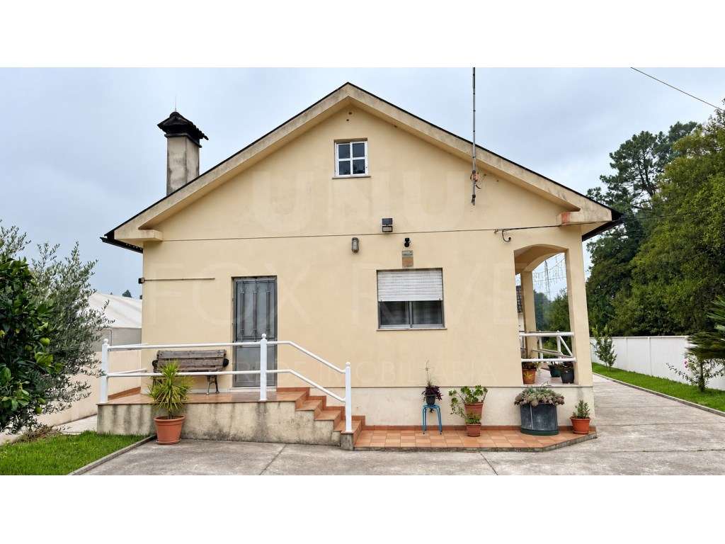 Moradia T2 para venda em Valença - Grande imagem: 3/14