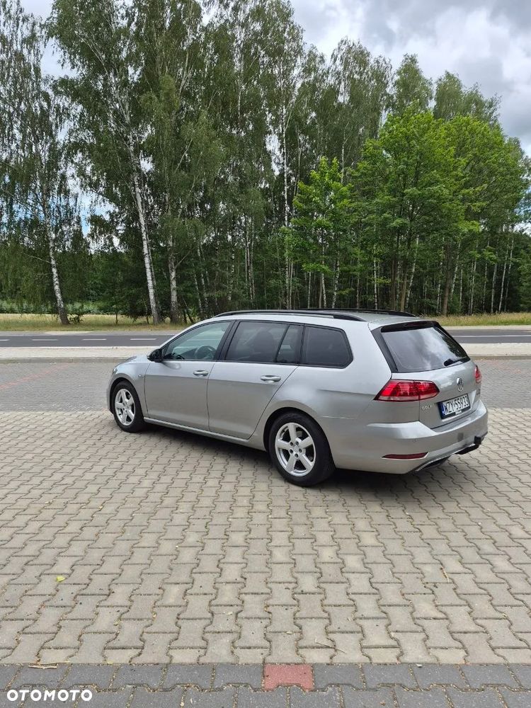Volkswagen Golf 1.5 TSI BlueMotion ACT DSG Comfortline - 5