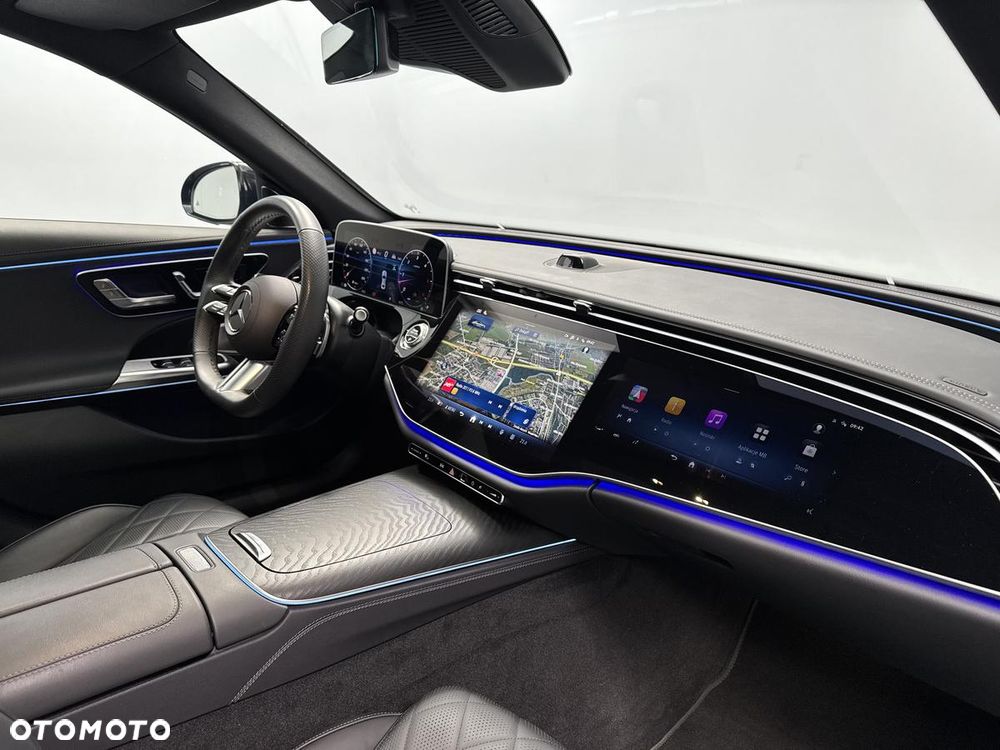 Mercedes-Benz Klasa E 450 d mHEV 4-Matic AMG 9G-Tronic - 27