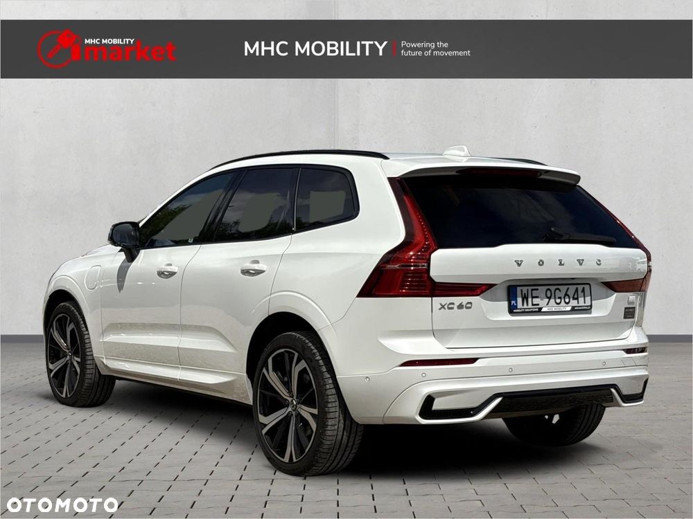 Volvo XC 60 T6 Plug-In Hybrid AWD Plus Dark - 5