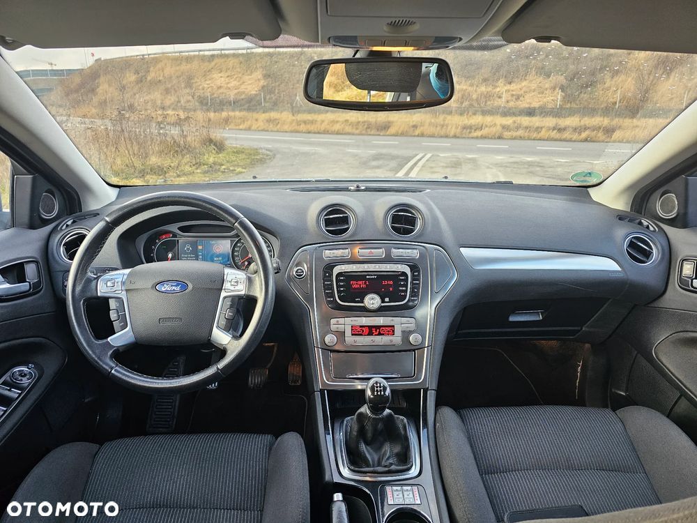Ford Mondeo 2.0 FF Platinium X Plus (Titanium) - 19