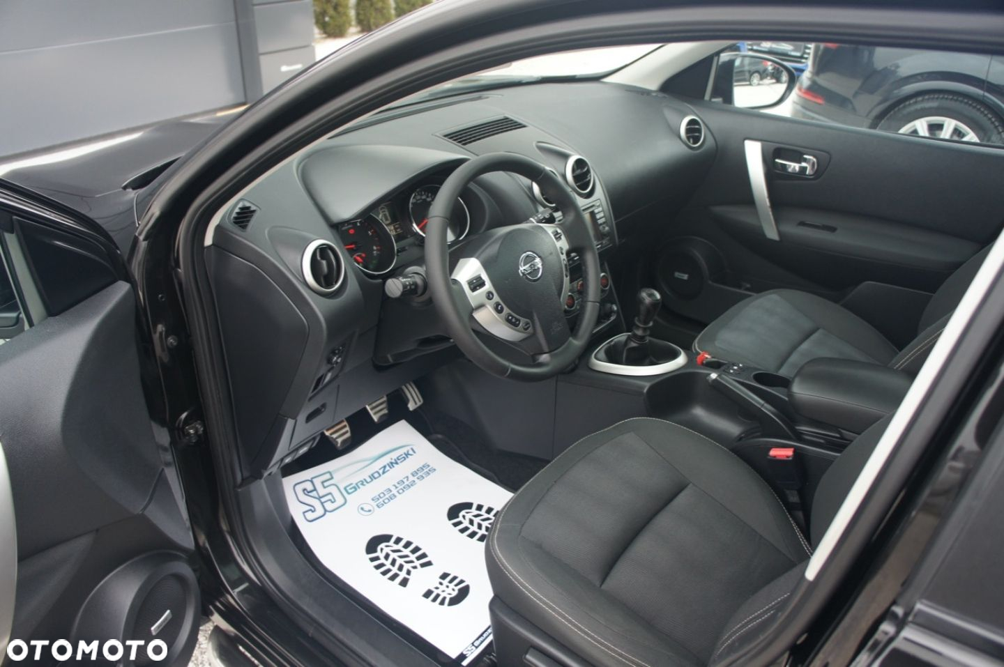 Nissan Qashqai - 11