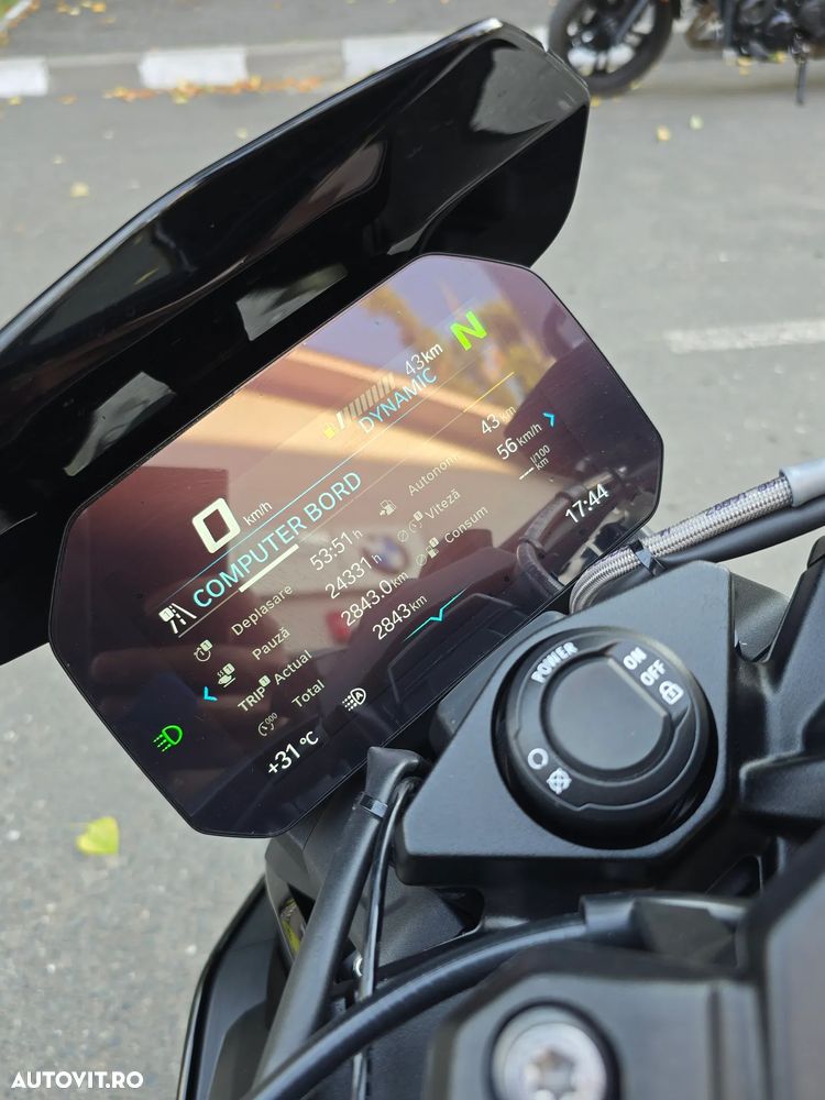 BMW S1000R - 8