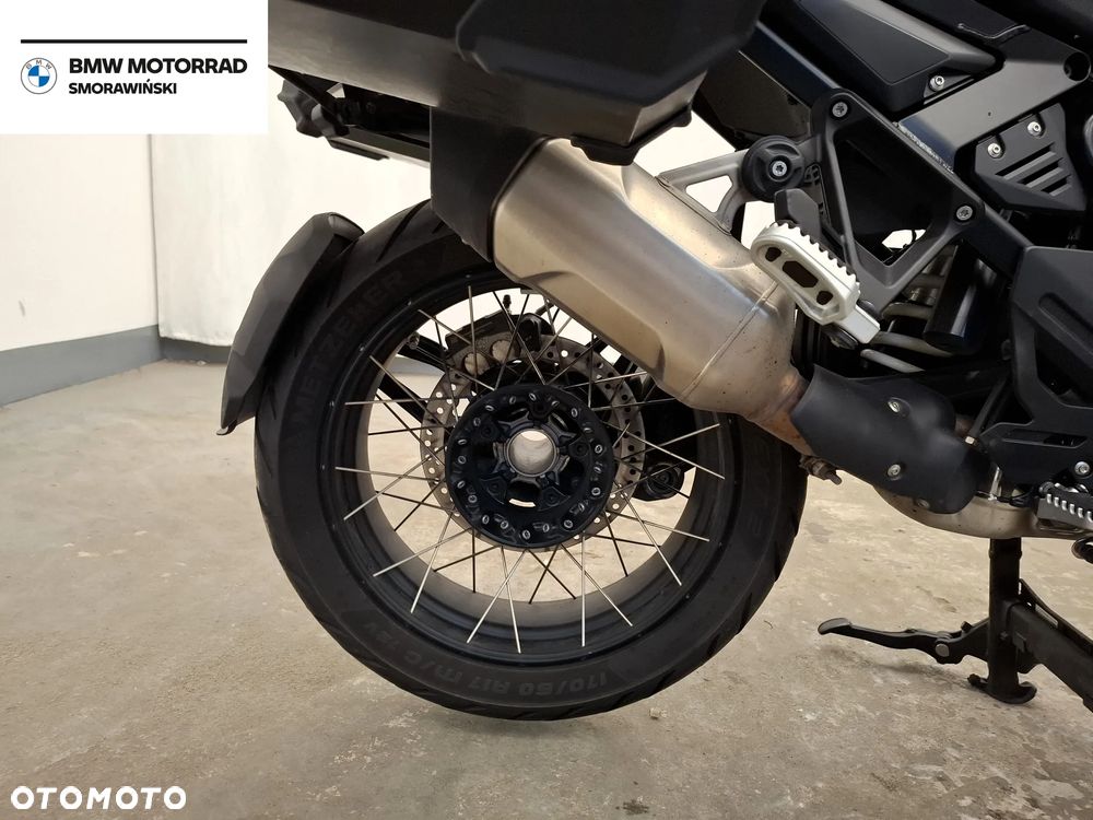 BMW R - 16