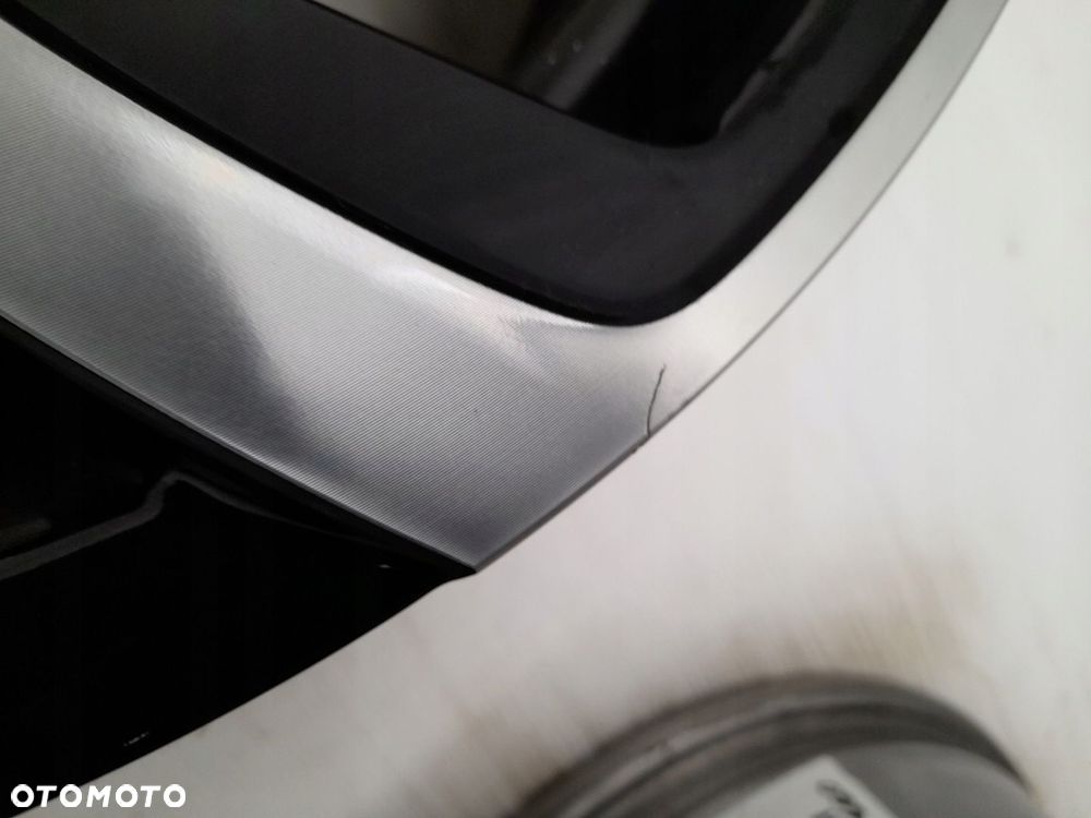 Felga aluminiowa Renault OE 40300795R 7.0" x 18" 5x114,3 ET35 - 5