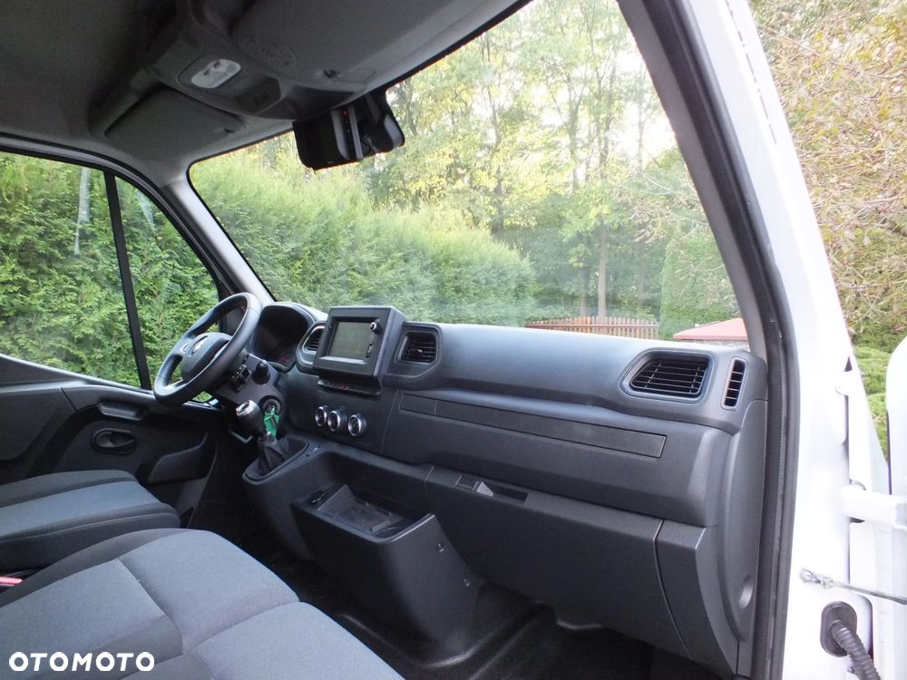 Renault Master - 13