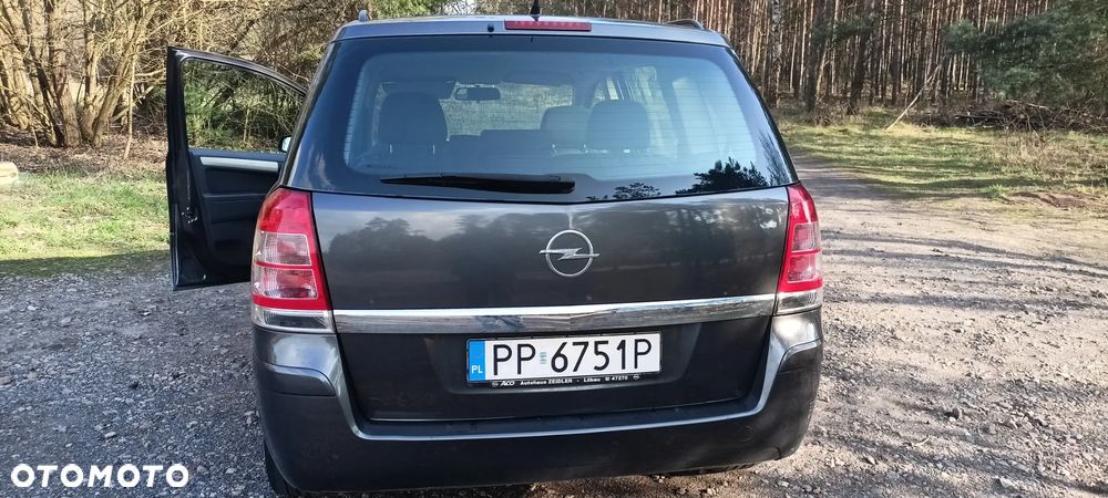 Opel Zafira 2009 photo 5