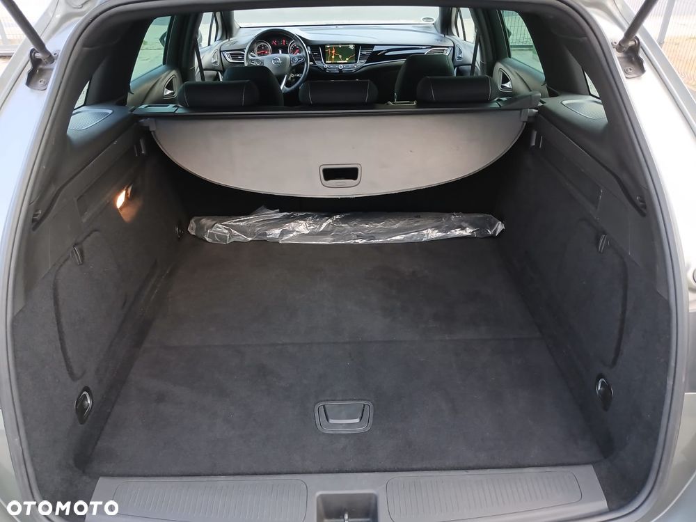 Opel Astra 1.4 Turbo Innovation - 19