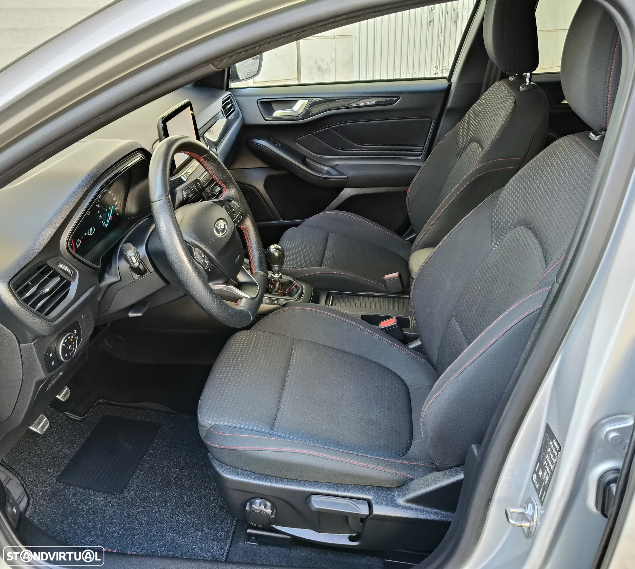 Ford Focus SW 1.0 EcoBoost ST-Line - 13