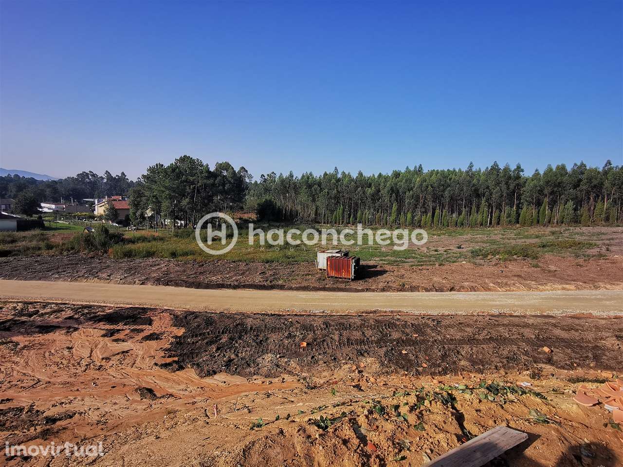 Excelente terreno com 11.000m2 para construção em Cervães Vila Verde - Grande imagem: 4/18