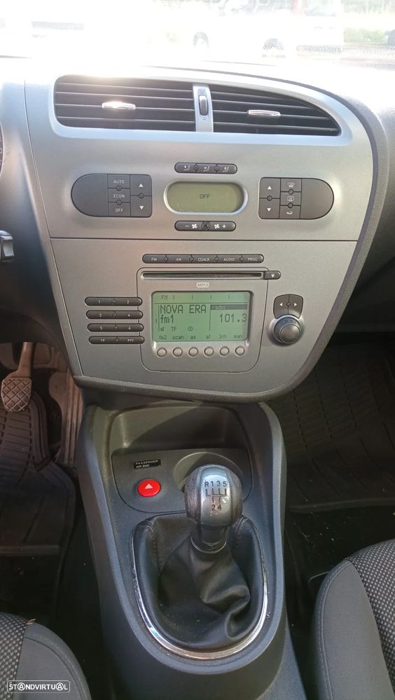 SEAT Leon 1.9 TDI DPF Ecomotive Style - 16