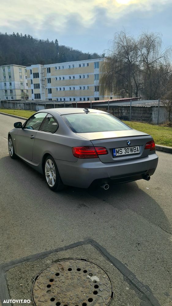 BMW Seria 3 320d xDrive Aut. Edition Exclusive - 4