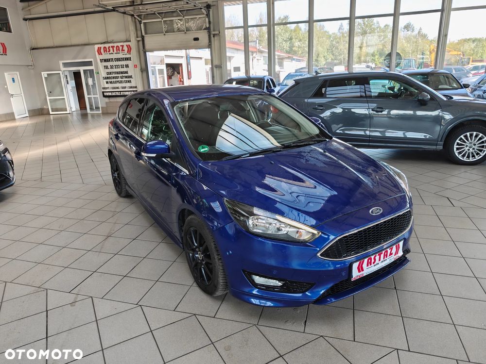 Ford Focus 1.5 EcoBoost STart-Stopp-System ST-LINE - 4