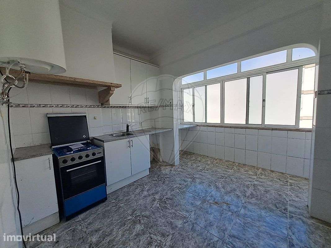 Apartamento T2 para arrendamento - Grande imagem: 5/9