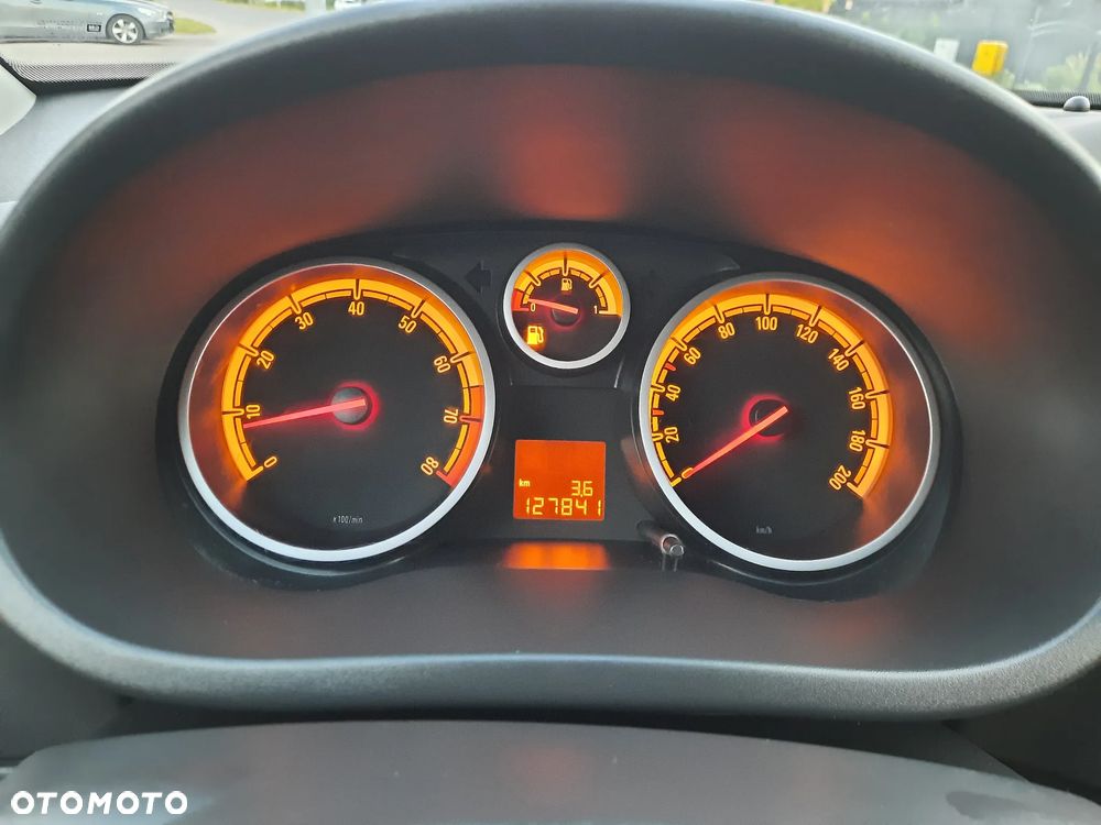 Opel Corsa 1.4 16V Energy - 24