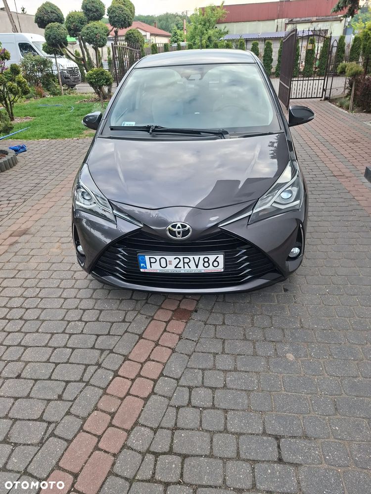 Toyota Yaris 1.5 Premium - 8