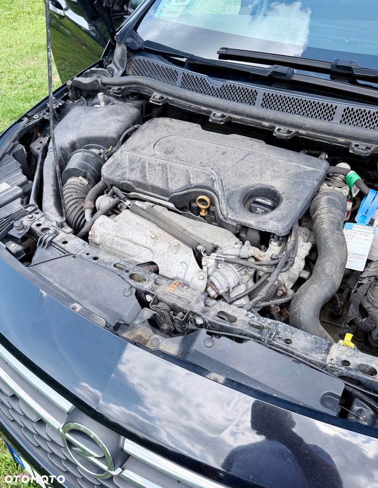 Opel Astra 1.6 CDTI Dynamic S&S - 18
