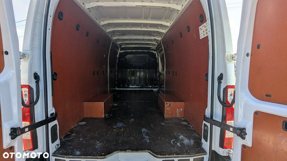 Renault Master - 25