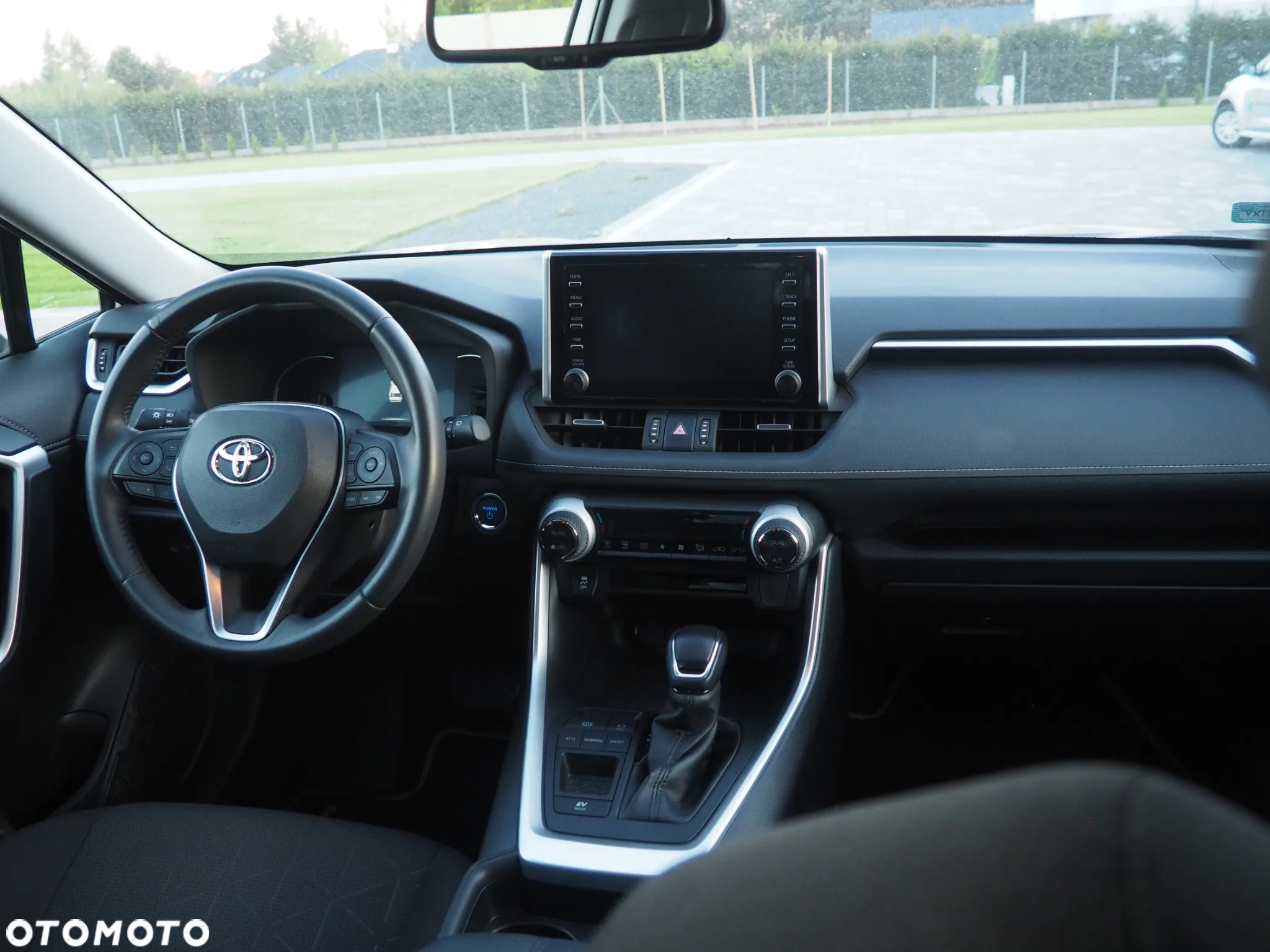 Toyota RAV4 2.5 Hybrid Comfort 4x2 - 34