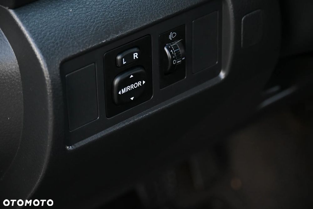 Toyota Corolla Verso 1.8 Sol + 7os - 30