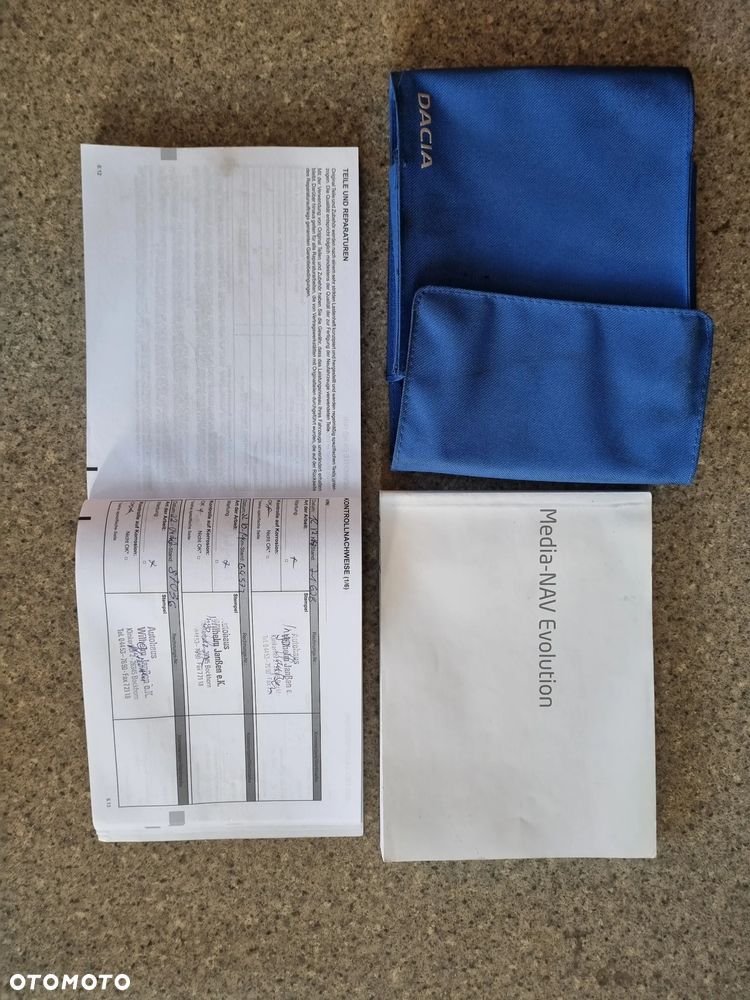 Dacia Logan SCe 75 Essential - 10