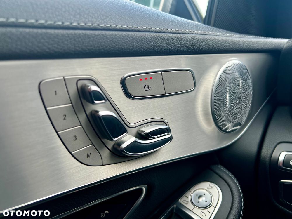 Mercedes-Benz GLC - 12