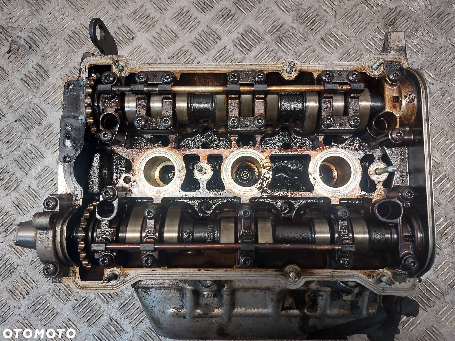 GŁOWICA VOLKSWAGEN PASSAT B5 2.8 V6 078103373AH - 1