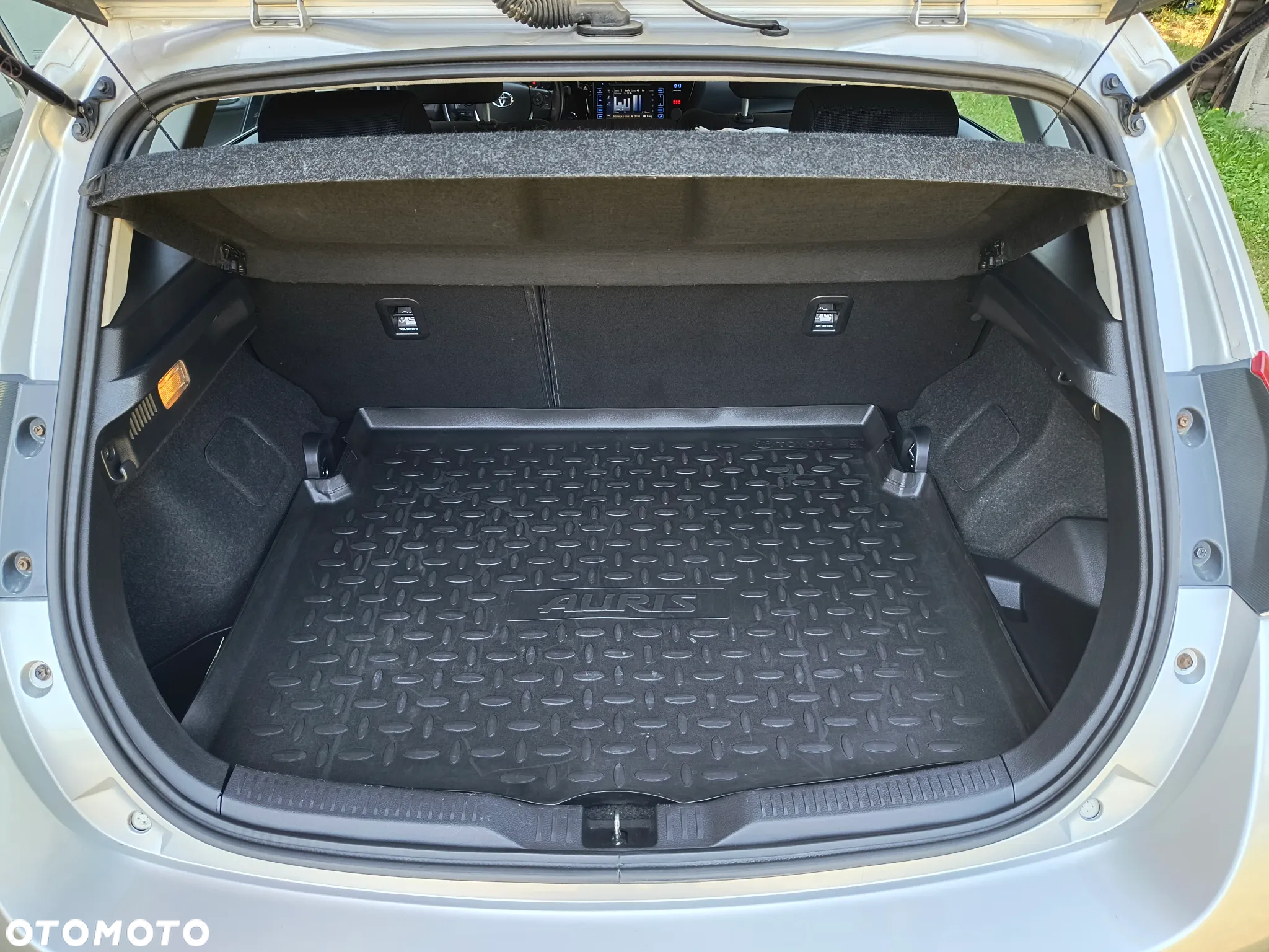 Toyota Auris Hybrid 135 Comfort - 19
