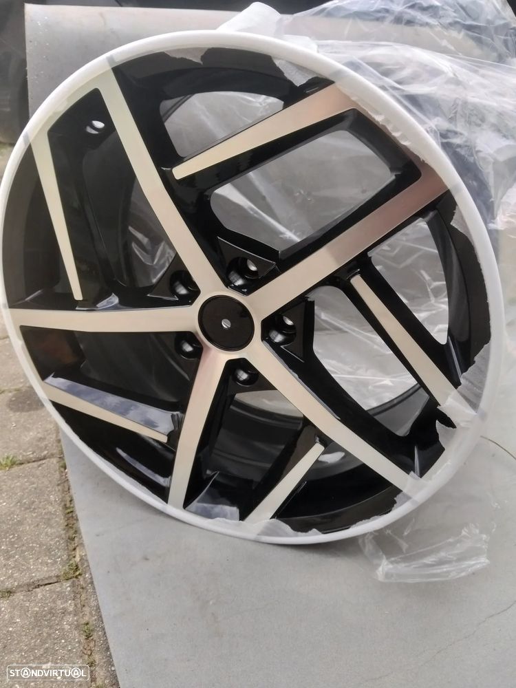 Jantes 18"/ Furação 5X112 Novas - 1