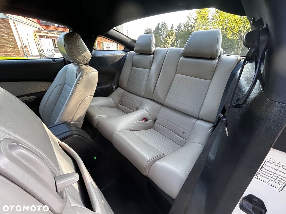 Ford Mustang 3.7 V6 Premium - 9