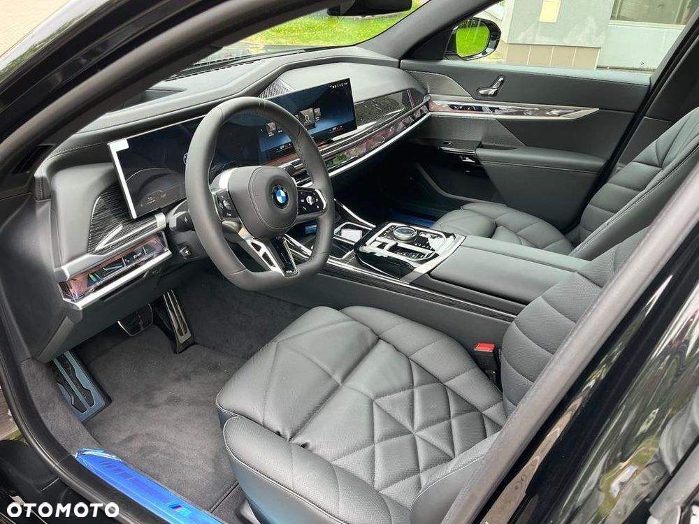 BMW Seria 7 740d xDrive sport - 6