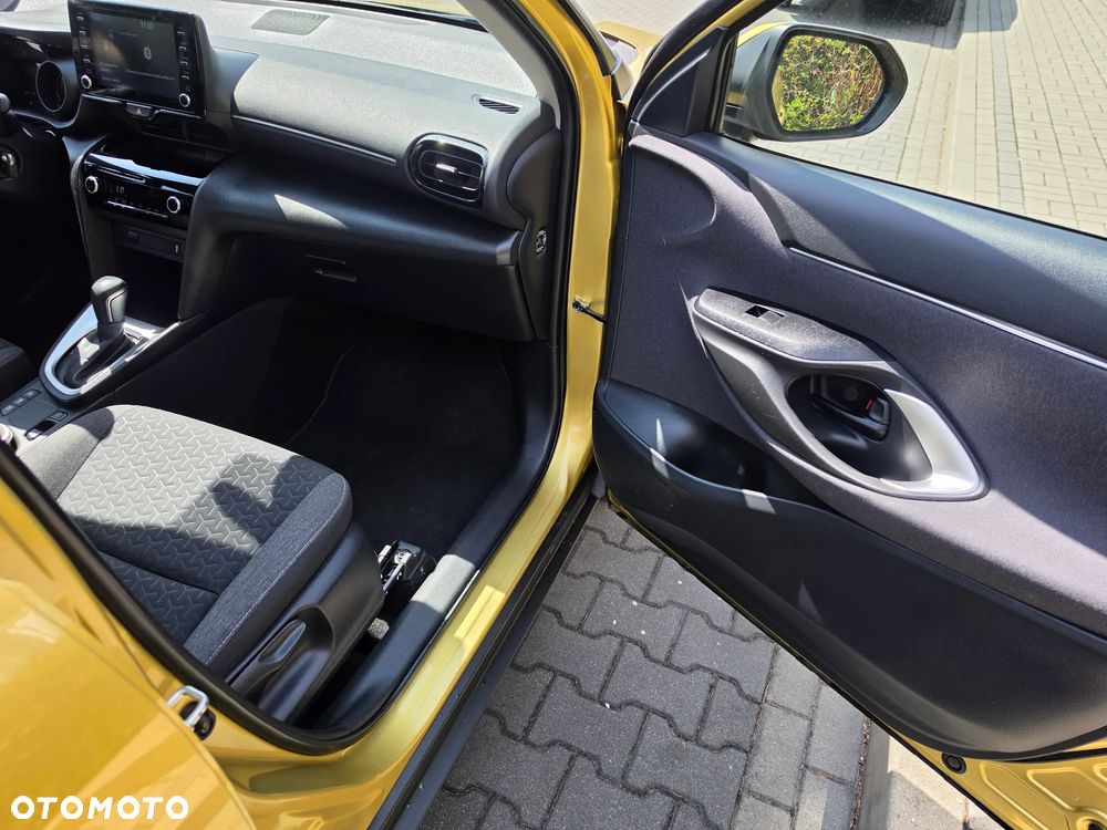 Toyota Yaris Cross Hybrid 1.5 Comfort - 18