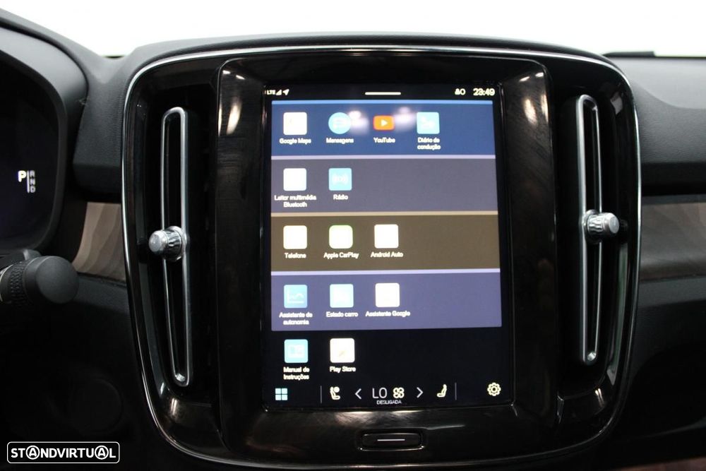 Volvo C40 Recharge 82 kWh Twin Motor Plus - 24