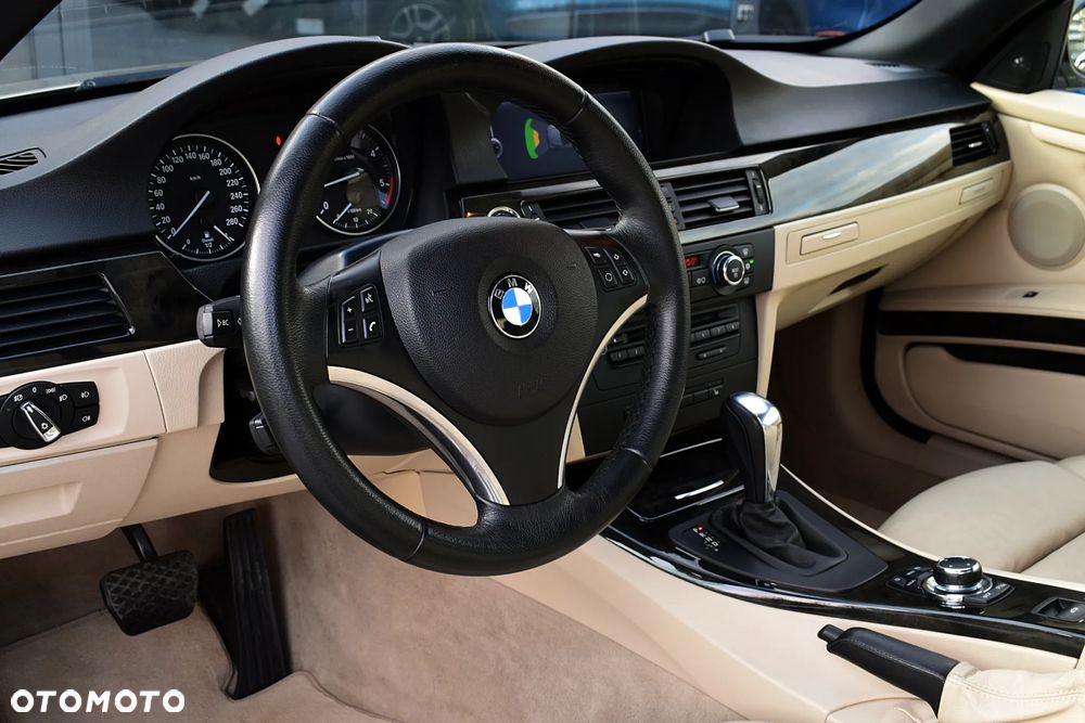 BMW Seria 3 325d - 4