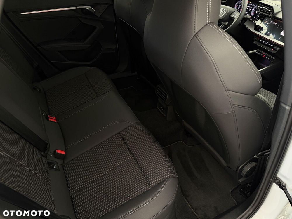 Audi A3 Sportback - 14
