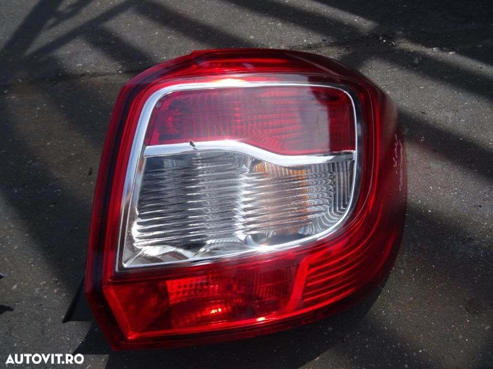 Vand Stopuri Dacia Sandero 2 din 2013 volan pe stanga cod: 265506669R - 3