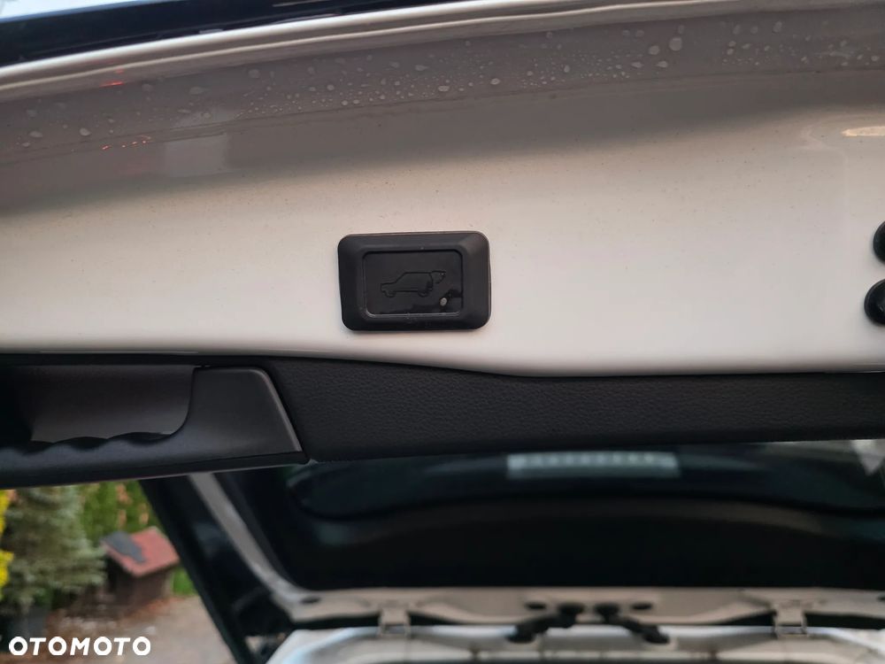 Toyota RAV4 2.5 Hybrid Selection 4x4 - 19