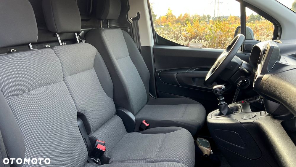 Toyota Proace City - 7