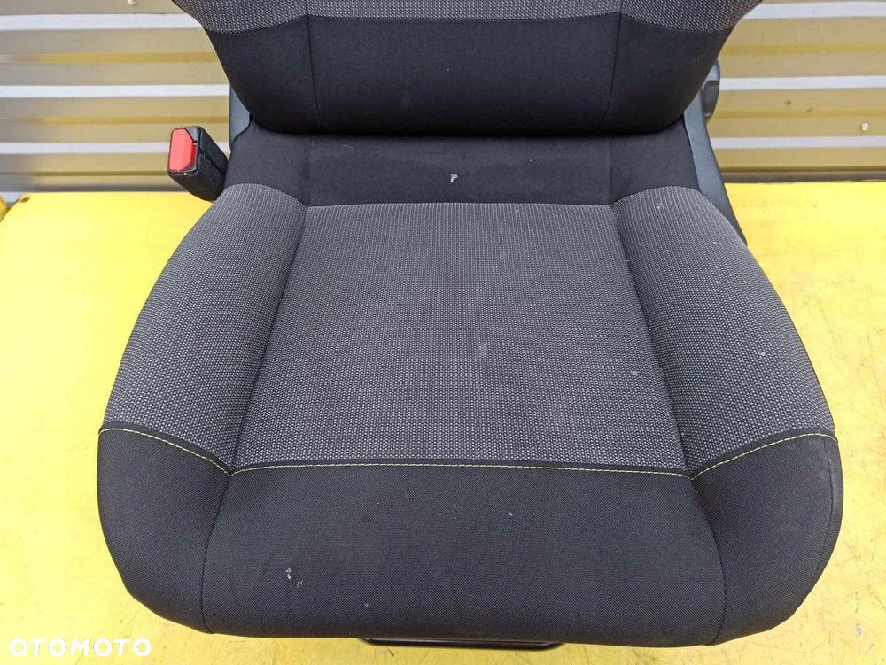 CITROEN C3 III FOTEL PRZÓD LEWY PRAWY - 7