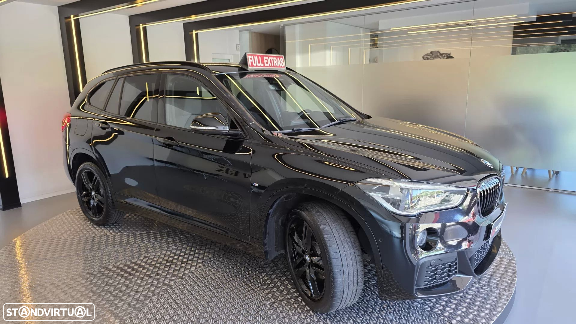 BMW X1 16 d sDrive Pack M - 18