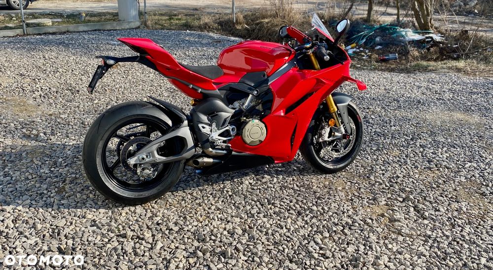 Ducati Panigale V4S - 1