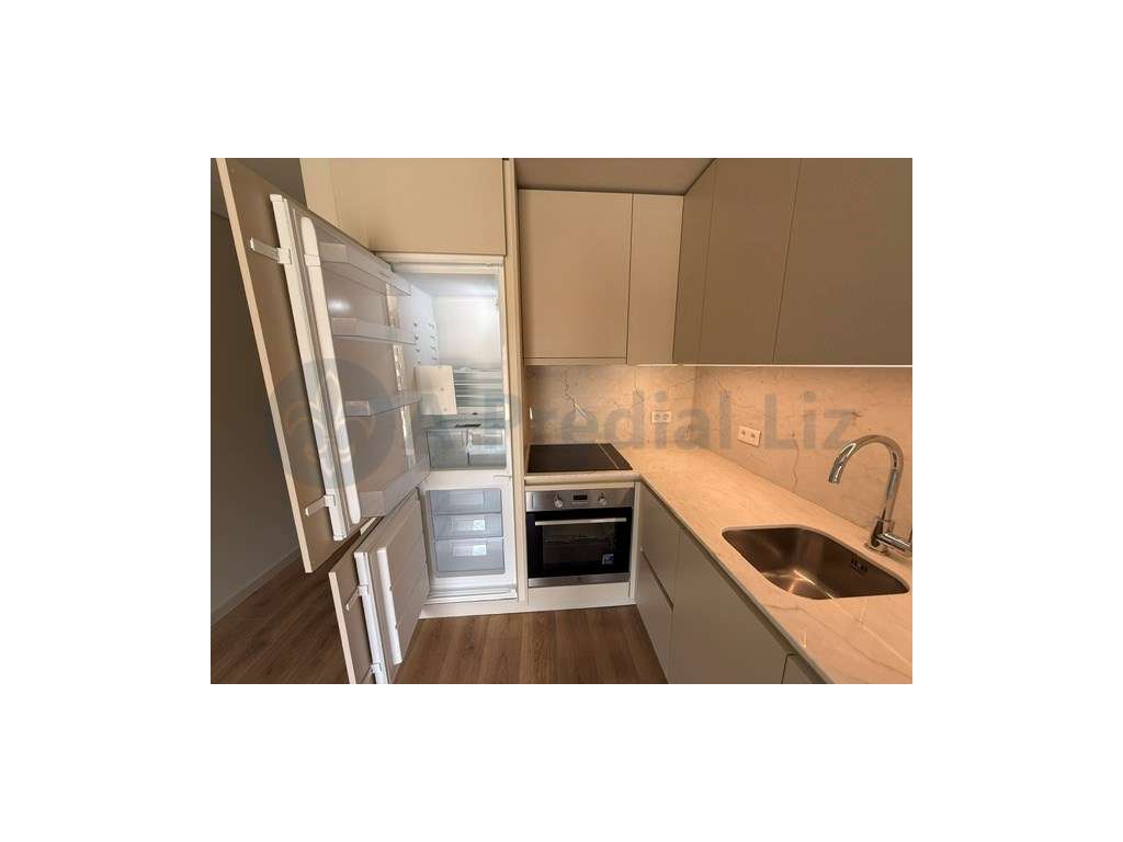 Apartamento T1- junto à Rotunda da Boavista / Casa da Musica - Grande imagem: 3/16