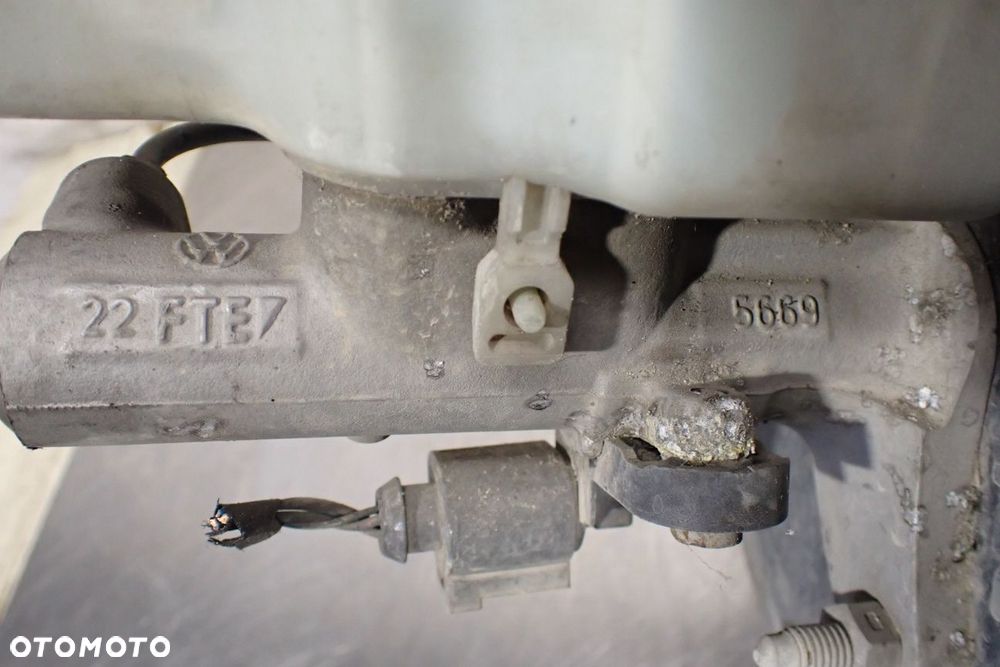 SERWO POMPA HAMULCOWA SKODA FABIA II 1.2 6R1614105G - 4
