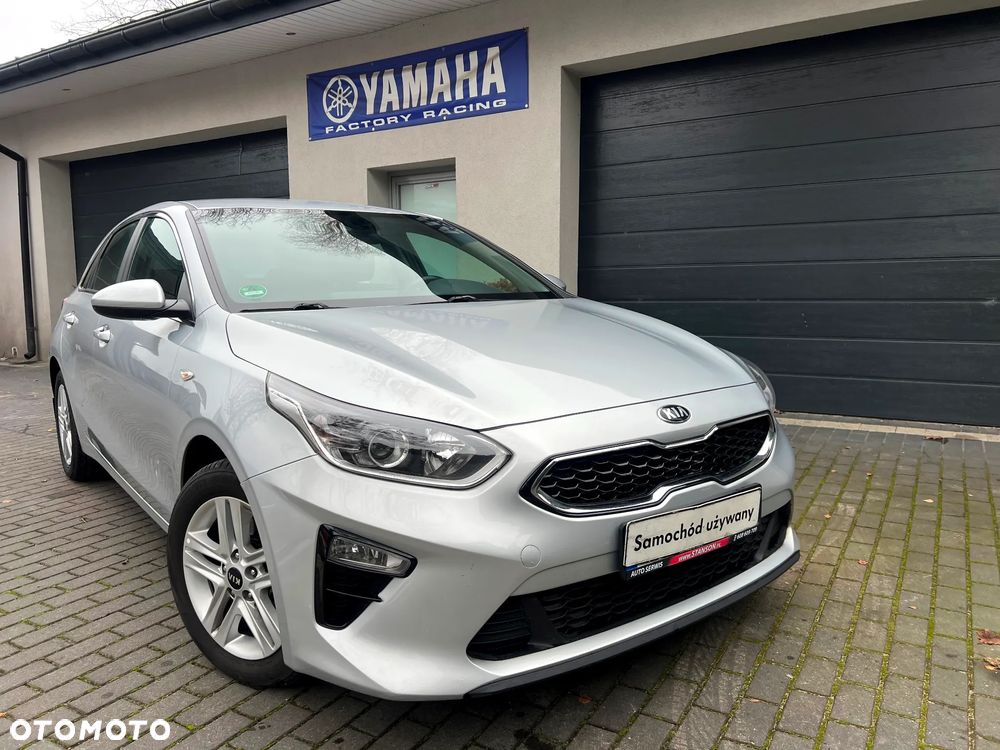 Kia Ceed 1.6 CRDi SCR M - 10