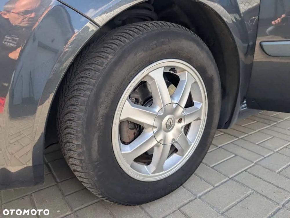 Renault Scenic 1.6 16V Expression - 19